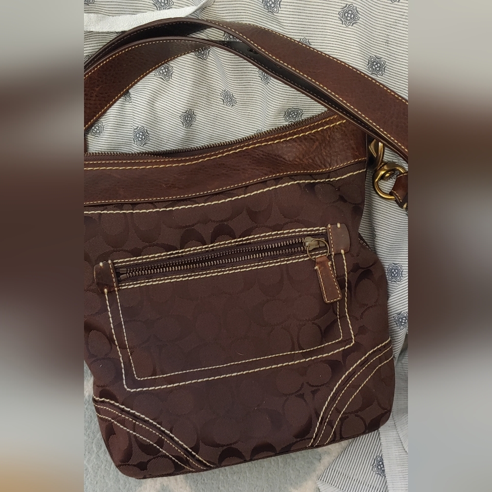 Coach Signature Brown Shoulder Bag - Picture 2 of 4